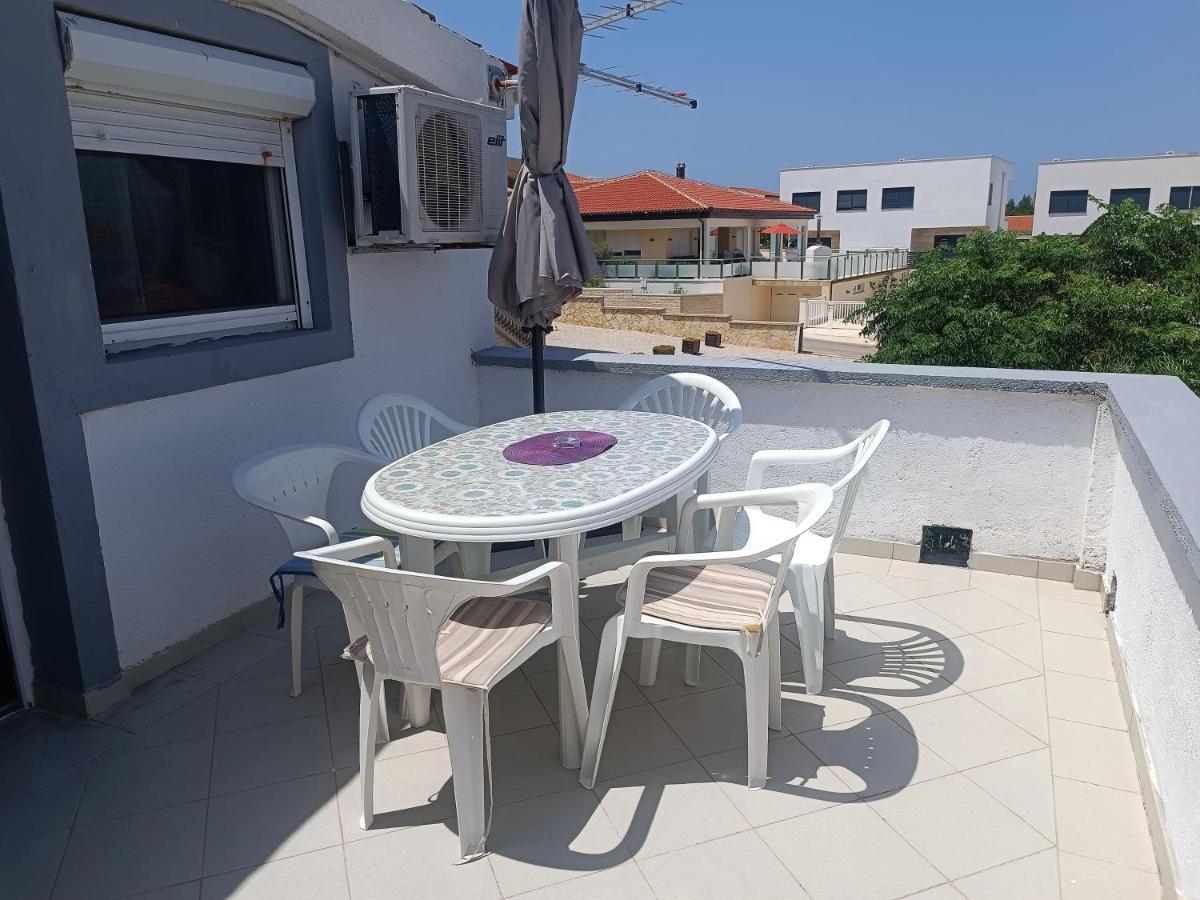 Apartments Babic 50 Meters From The Beach Vir Exterior foto